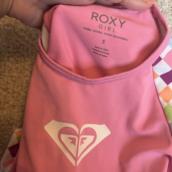 Roxy Rash guard!! - Picture 3 of 3